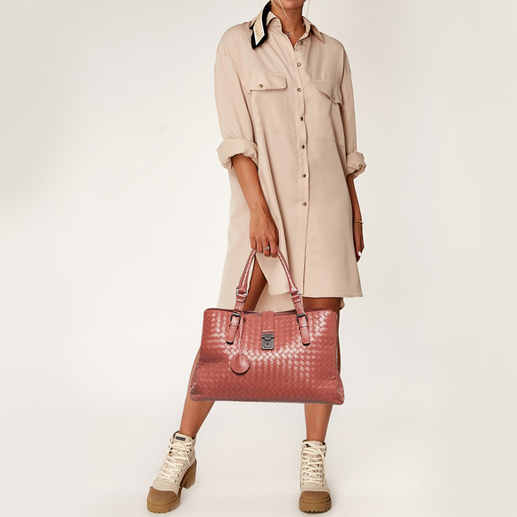 BOTTEGA VENETA Maroon Intrecciato Leather Medium Roma Tote - Picture 2 of 8